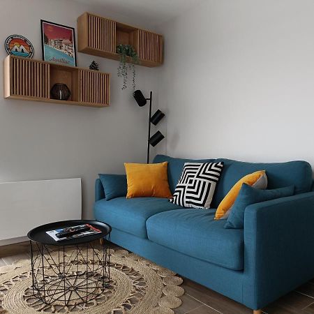 Appt Reposant Entierement Equipe. Apartment Toules ภายนอก รูปภาพ